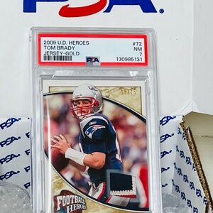 2009 U.D. Heroes Tom Brady Jersey Card /15